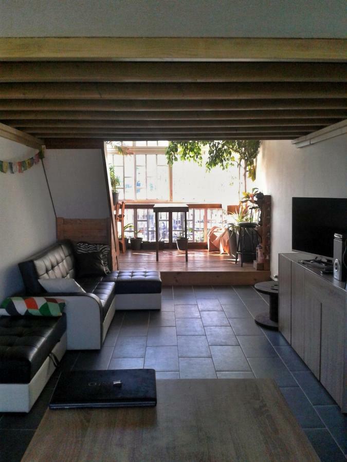 Loft Mezzanine Verriere Avec Vue Apartment Saint-Denis Luaran gambar