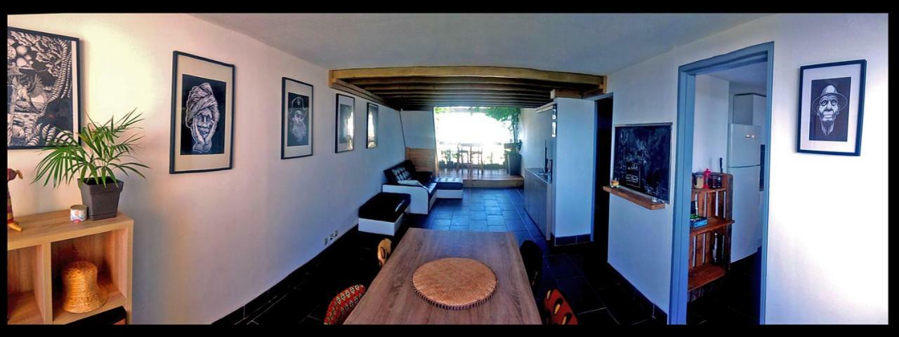 Loft Mezzanine Verriere Avec Vue Apartment Saint-Denis Luaran gambar